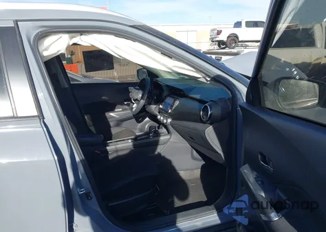 2023 Nissan Kicks Sv Xtronic Cvt z USA, uszkodzony, nr VIN 3N1CP5CV5PL471171